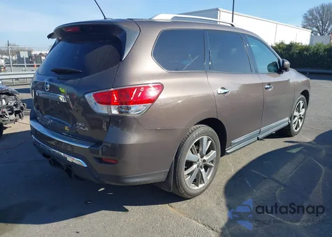 2015 Nissan Pathfinder Platinum из США, поврежденный, VIN 5N1AR2MM9FC658194